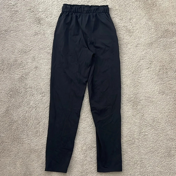 Lululemon High Rise Keep Moving Pant 7/8 - Picture 4 of 6